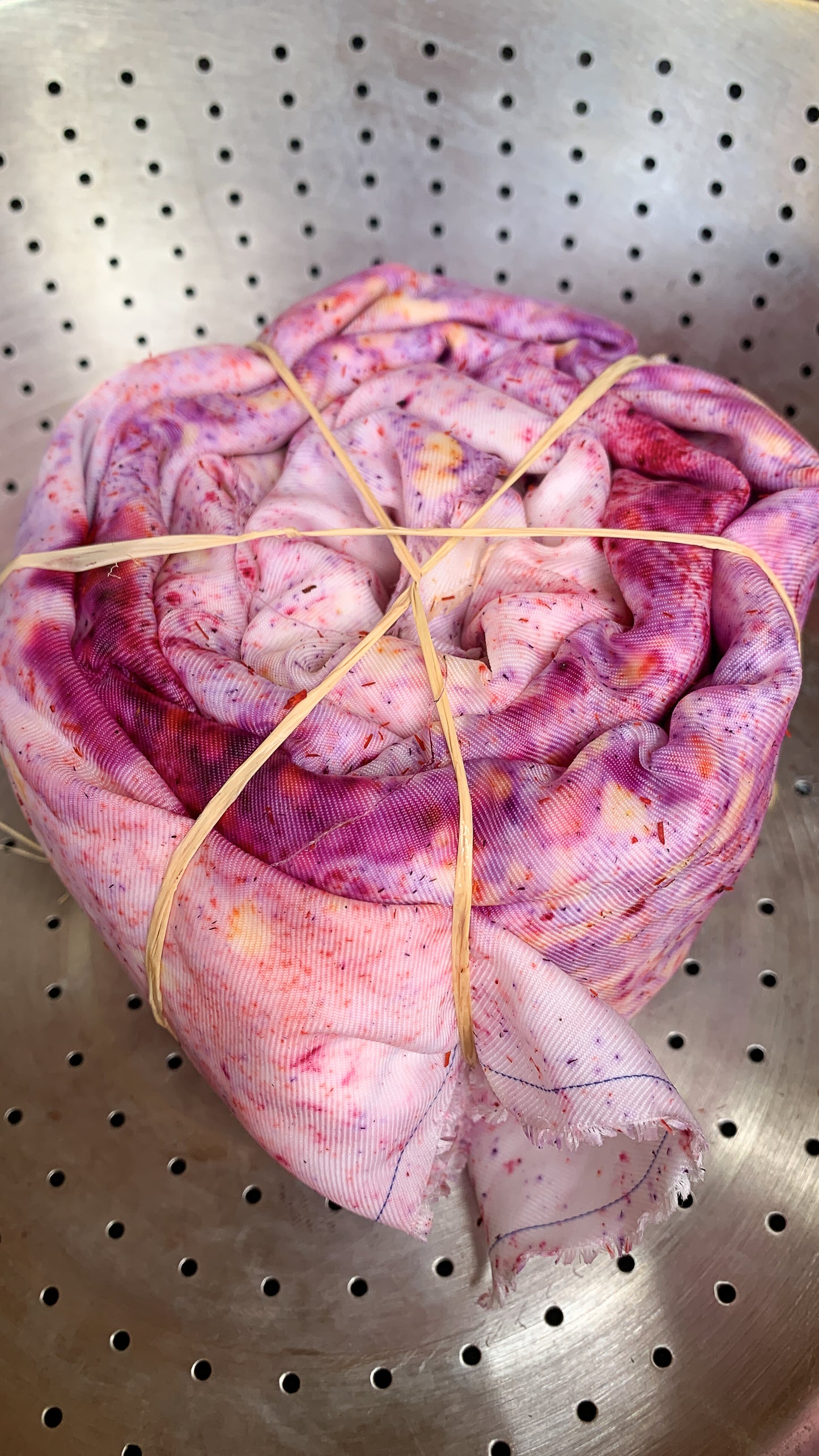 Natural colours : Bundle dyeing workshop : June 7th